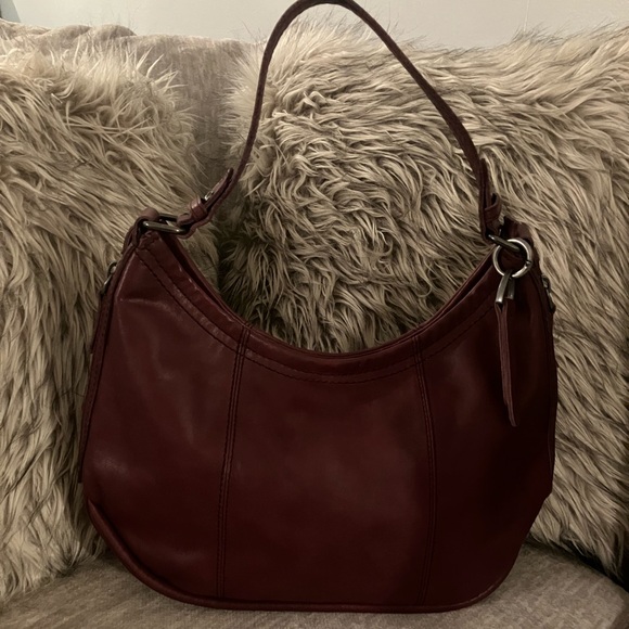 Lucky Brand Leather Shoulder Bag - Picture 2 of 16